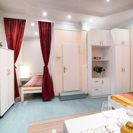 White Pearl Apartment เบลเกรด ภายนอก รูปภาพ